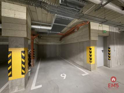 Nowa kawalerka z ogródkiem garaż 2025