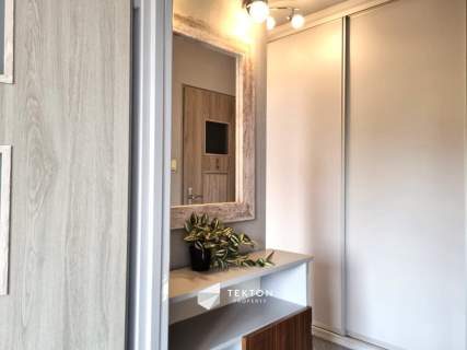 3-pokoje z oddzielną kuchnią, balkonem i piwnicą