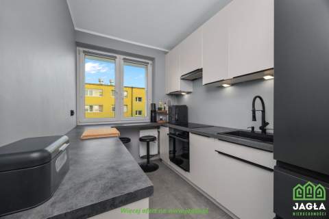 42m2 2 pokoje Blok Panorama Balkon
