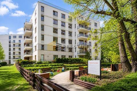 Klimatyzowany apartament z widokiem na park Patria