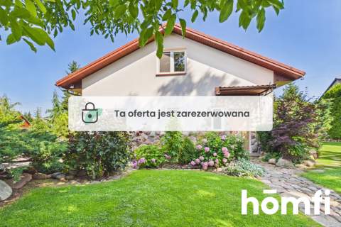ZACISZNY DOM Z PIĘKNYM OGRODEM