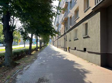 53,10 m 2 pokoje 1 piętro Dobra Cena