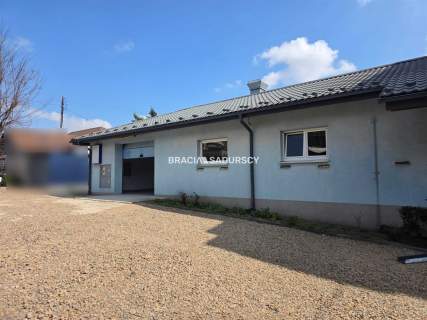 hala 143m2 plac, Swoszowice