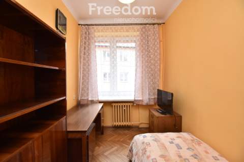 3 pokoje 1 piętro Sienkiewicza