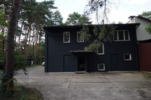 Obiekt w Józefowie