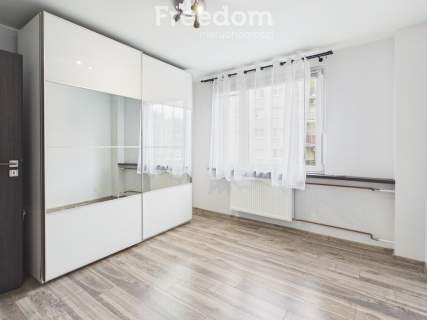 Mieszkanie 2 pokojowe, balkon, 1 piętro - Malinka
