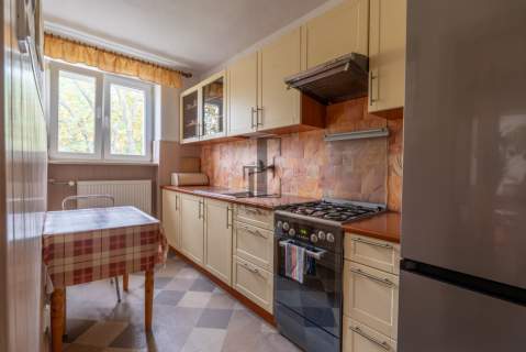2 pokoje osobna kuchnia Pełna własność Cegła