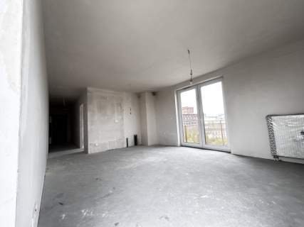 M3 V PIĘTRO GARAŻ KOMÓRKA GARDEROBA 3 BALKONY