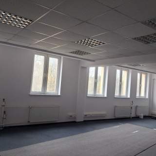 WYNAJMĘ RÓZNEJ WIELKOŚCI MAGAZYNY BIURA BIAŁOŁĘKA OD 280M2
