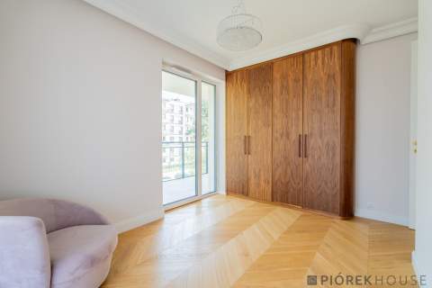 NOWE ul. Żupnicza- 87m2 27m2 2 balkony i taras 
