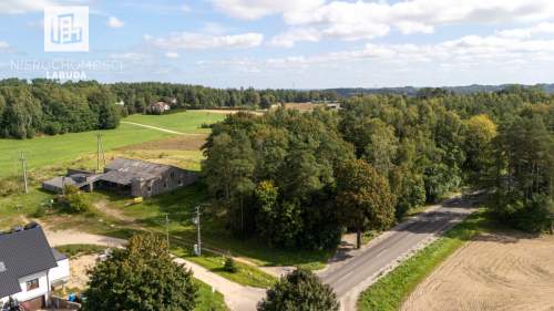 Siedlisko w Gowidlinie z prywatnym lasem
