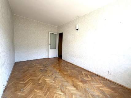 2 pokoje blisko plaży, do remontu