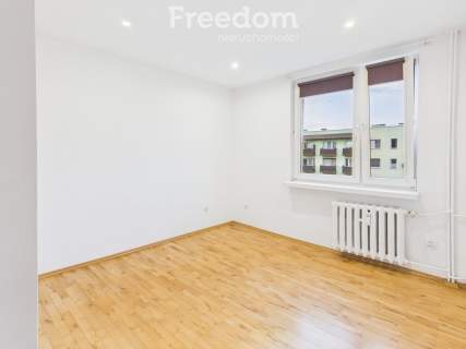 3 pokoje, balkon i osobna kuchnia XXX-lecia