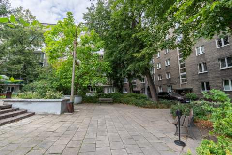 Kamienica 1932r/ 2stronne/ Winda/ Balkon/ Patio
