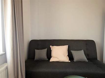 Piwna 12, jasne studio 16 m blisko Manufaktury