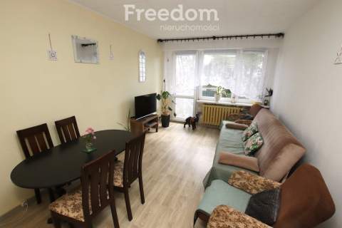3 pokoje, balkon, 2. piętro Koło