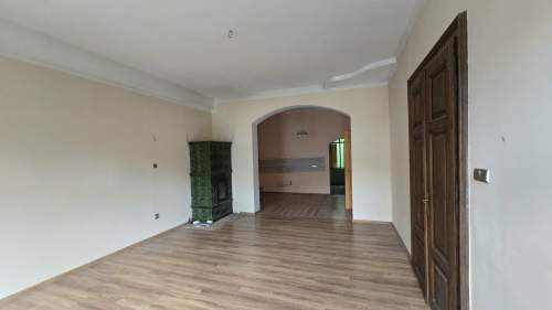 Lokal usługowo-mieszkalny w centrum Cieszyna do wynajęcia.