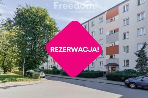 3-pokojowe mieszkanie z pełną infrastrukturą obok
