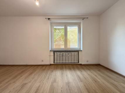 52m2 / 2 pokoje na PARTERZE Po remoncie