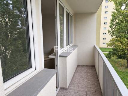 Rondo Wiatraczna. 3 pokoje do wprowadzenia. Balkon