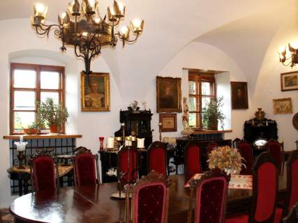 Przetarg - hotel wyposażenie
