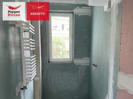 3 pokoje po remoncie Balkon Piwnica