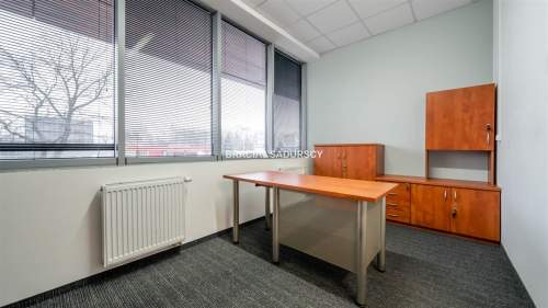 Powierzchnia biurowa z parkingiem - 250m2