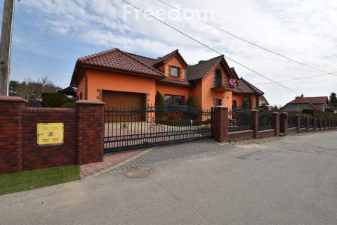 Piękny dom 274 m2, 6 pokoi, 3 łazienki, dz.1027 m2
