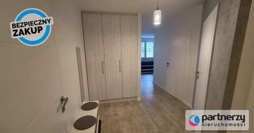 Apartamentowiec otoczony lasem 1km od plaży 