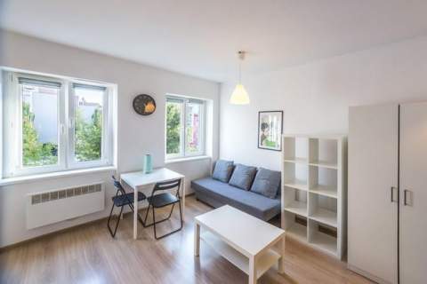 Jasna kawalerka 25 m2 - Równoległa 6