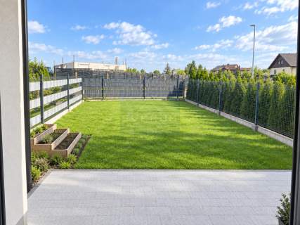 Apartament z ogródkiem na sprzedaż-Lubliniec