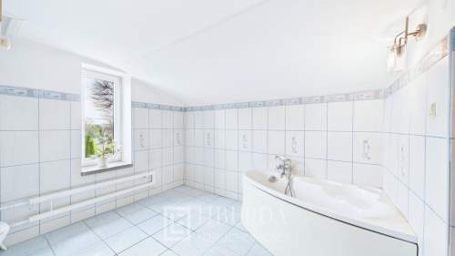 Dom 280 m2 z lokalem usługowym, Milejów