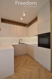Nowoczesny apartament w pobliżu jeziora