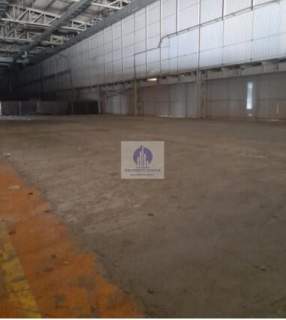 Praga Północ magazyn 360 m2 do wynajęcia