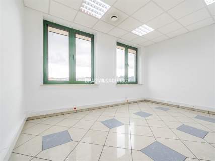 lokal biurowy w biurowcu 11m2 Pradnk Bialy