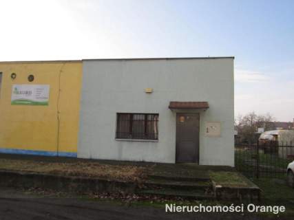 Działka z budynkiem pod usługi 500 m od centrum