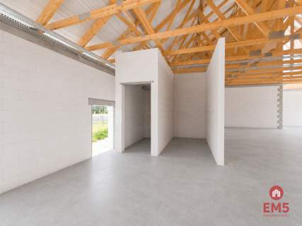 Lokal handlowo-usługowy 390 m2