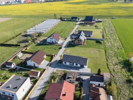 NOWY DOM PARTEROWY Z OGRODEM I GARAŻEM