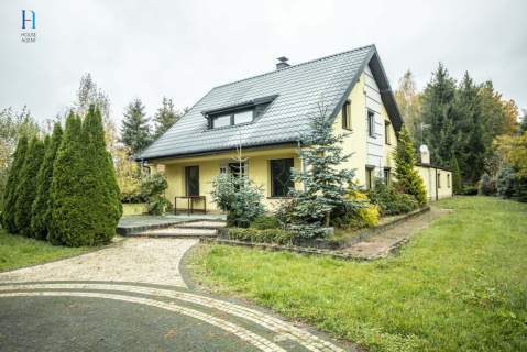 Dom na 3,7 ha przestrzeń i ogród
