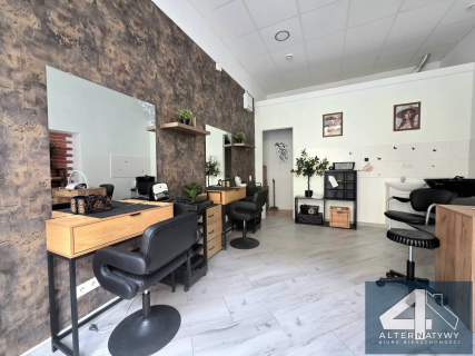 Salon fryzjerski 21m, witryna, ok Łobzowskiej 2