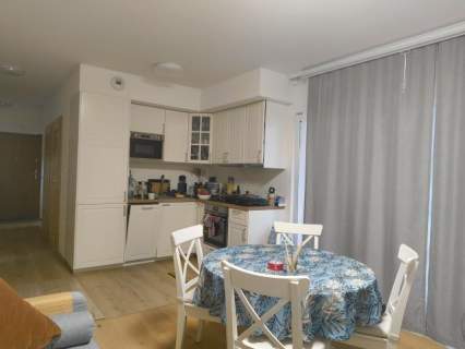 Gotowe do wejścia. 2 M. postojowe, balkon.