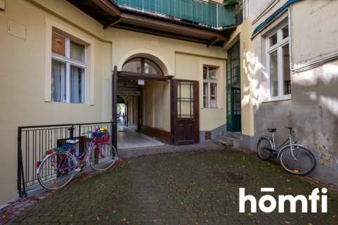 Karmelicka, 3 pokoje na sprzedaż, Kraków
