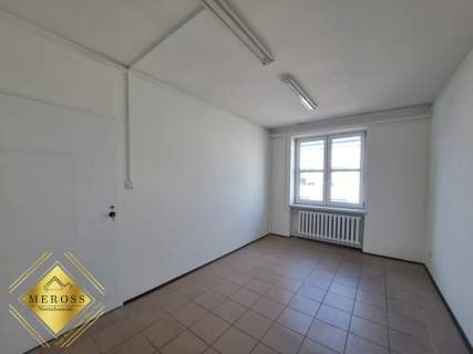Dwupomieszczeniowe biuro w centrum