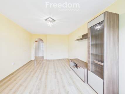 2 pokoje z balkonem 47 m Krapkowice