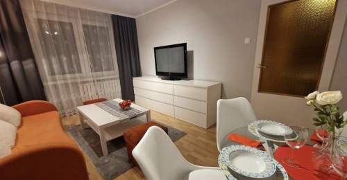 57 m 3 pokoje osobna kuchnia balkon