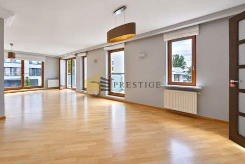 Apartament z 4 sypialniami na Mokotowie