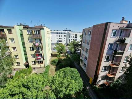 Przestronne 3-pokojowe mieszkanie z balkonem