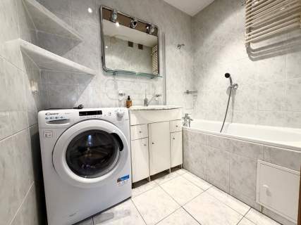 Spółdzielcze Własnościowe/2 pok. 42m2/ Ul. Szafera