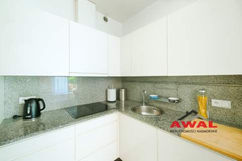 Uroczy apartament z dużym tarasem Jurata