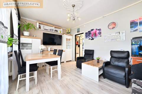 Zadbane, dwustronne, 4-pokoje, w otoczeniu zieleni